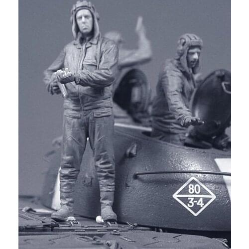 1/35 Soviet tanker with the AKS-47, Resin Model Soldier GK, Military theme of World War II, Unassembled and unpainted kit