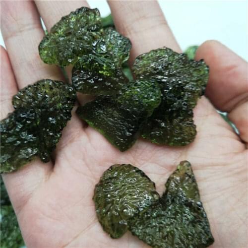 1pc Free shipping Natural Moldavite Natural Czech meteorite fall rough stone crystal Energy stone random delivery