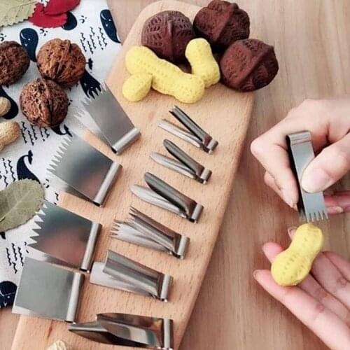 Stainless Steel Walnut Clip Cake Bun Decorating Tool Baking Bread Dessert Pastry Decoration Peanut Engraving Mold