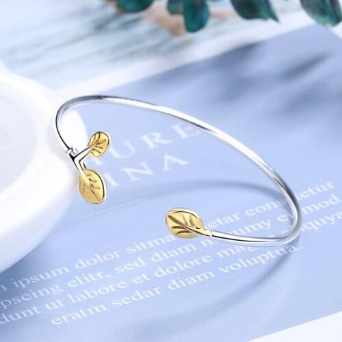 New Fashion Literary Style Cuff Bracelets Simple Budding Golden Leaves Thin Charming Bracelet Accessory For Lady Girls Gifts