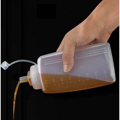 800ml Squeeze Sauce Bottle Condiment Bottles Food Grade Ketchup Hot Sauces Olive Oil Bottles Honey Salad Dispenser