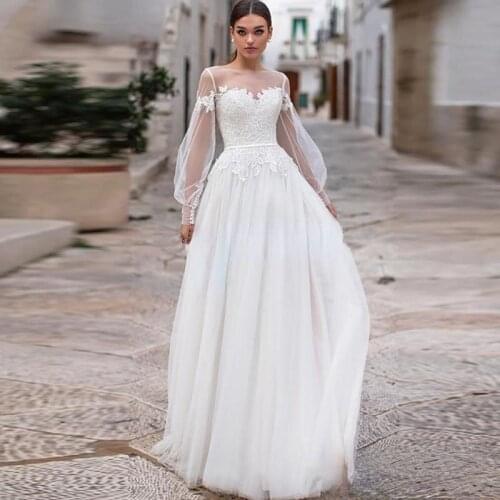 Bohemia Modest A-Line Long Sleeves Lace Appliques Wedding Dresses Floor Length Wedding Bridal Gowns With Buttons