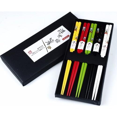 5 Pair Lucky Cat Maneki Neko Wooden Chopstick+Gift Box