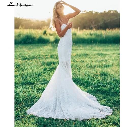 Charming Sheath Lace Wedding Dresses Spaghetti Straps Sweetheart Neck Sexy Open Back Low Waist Sleeveless Court Train Bride Gown