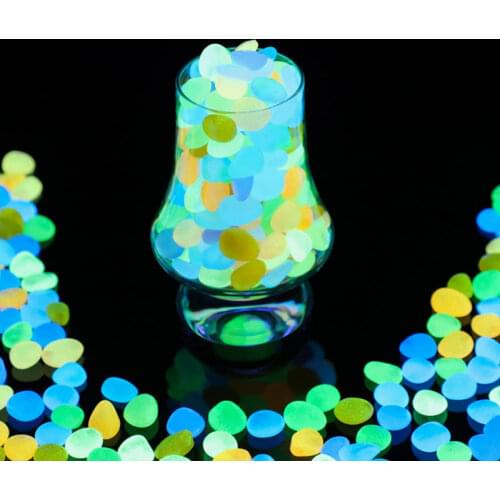 20/50pcs Glow in the Dark Garden Pebbles Glow Stones Rocks for Walkways Garden Path Patio Lawn Garden Yard Decor Luminous Stones