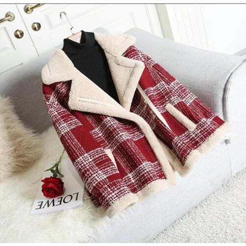 2021 New Korean Loose Plus Velvet Thick Plaid Woolen Coat Winter Lamb Velvet Jacket Womens Loose Warm Outerwear Female Coat