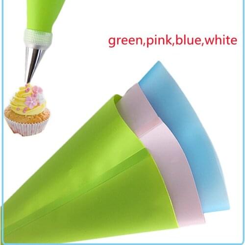 8pc/set Silicone Pastry Bag Tips Kitchen DIY Icing Piping Cream Reusable Pastry Bags Nozzle Set Cake Decorating Tools