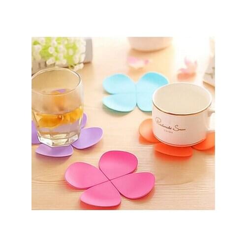 200pcs Clover Flower Anti-hot Silica Gel Coaster Coffee Pad Silicone Cup Coaster Nonslip Cushion Placemat