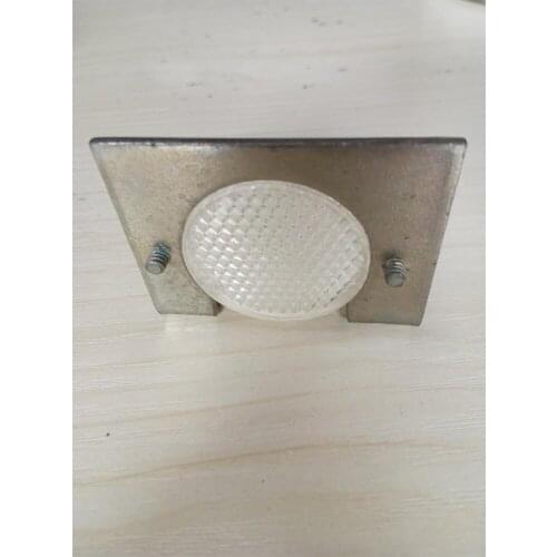 Bowling Spare Parts T53-860299-000 REFLECTOR AND BRACKET ASSEMBLY Use for Brunswick Bowling Machine