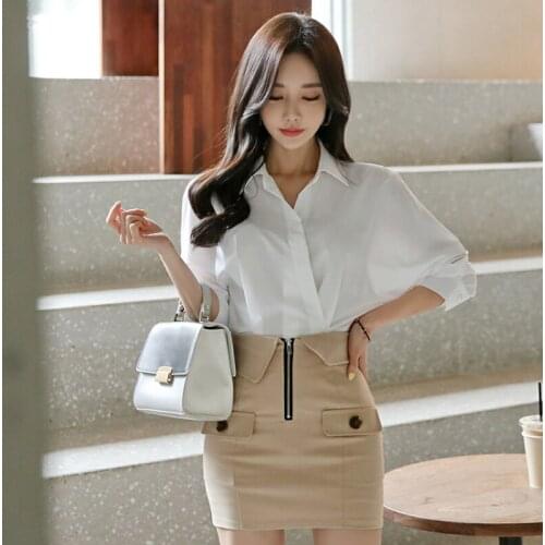 New arrival elegant simple white shirt and solid mini skirt high quality fresh work style 2 pieces cute comfortable women sets