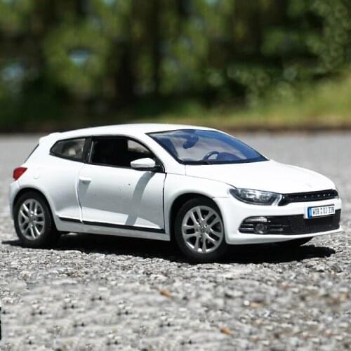 WELLY Diecast 1:24 Scale Volkswagen Scirocco Alloy Car Model Classic Diecast Metal Vehicle Toy Car for Kids Gift Collection