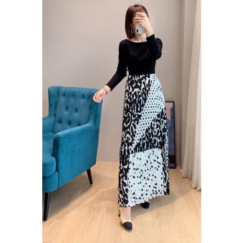 2021 New Spring Autumn Black And White Spot Pleated Maxi Pleated Dress Size 0-4 UK Fashion