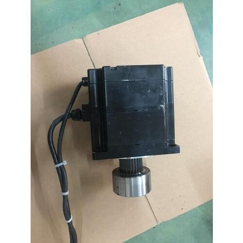 SGMPH-08A1A-YR11 servo motor , used in good condition . 80% appearance new , good working , free shipping