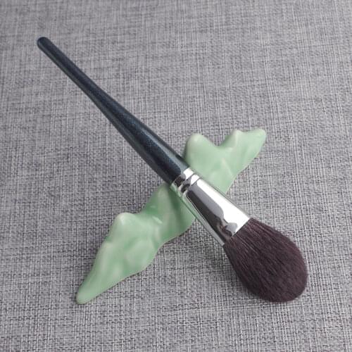 A11 Professional Handmade Make Up Brush Large Flat Round Face Powder Brush Soft Saikoho Goat Hair Makeup Brushes