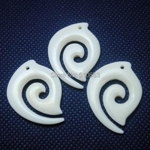 3 Pieces/ Lot Natural White Polished Carving Bovine Bone Ox Bone Material Cattle Beads Size: 28x38mm