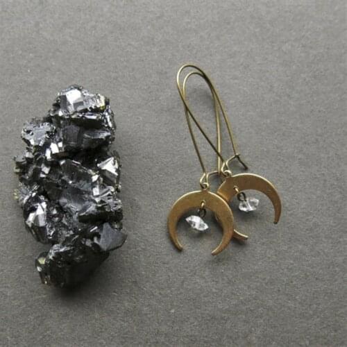 Moon Phase Raw Crystal Clear Crescent Earrings Witch Moon Bohemia Punk Quartz Celest Celestial Jewelry Fashion Magic Women Gift