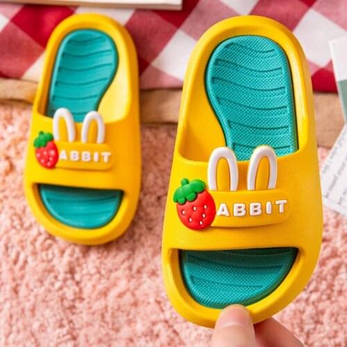 Toddler Slippers Summer Animal Prints Pvc Soft Sole High Quality Cute Anti-Slippery Bathroom Bech Shoes Little Girls Slids Bunny