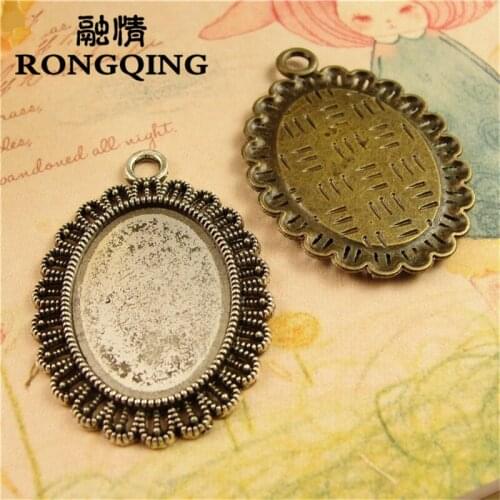RONGQING 25*18MM 50pcs/lot small door Retro Necklace Tray Cabochon Base Setting DIY Accessories Wholesale Craft