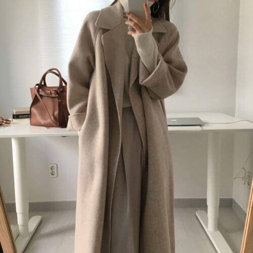 Autumn and Winter Elegant Ladies Long Cashmere Coat Mid-Length High-End Woolen Coat Long-Sleeved Warm Jacket