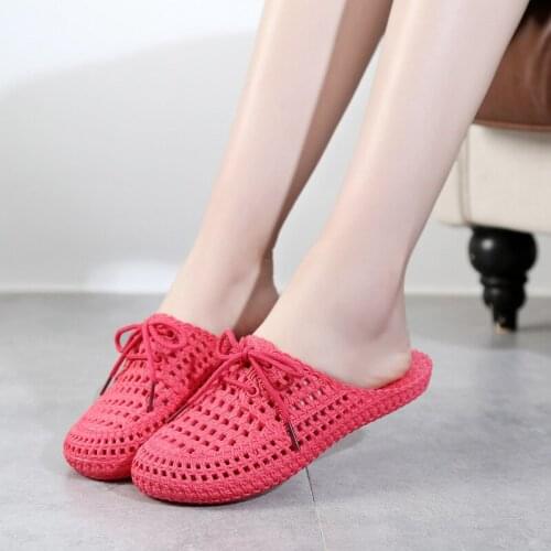 Slippers women shoes 2021 summer hole shoes woman slippers washable indoor ladies sandals fashion solid female sandal plus size