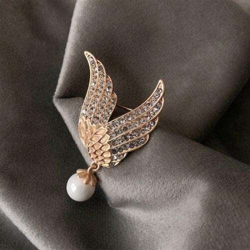 Muylinda Angels Wings Pearls Charm Brooch Rhinestone Pendant Brooches Suit Clothes Pin Clip Accessories Jewelry