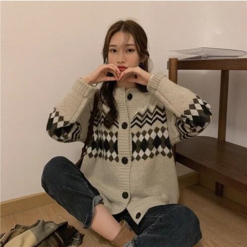 Japanese retro short raccoon cashmere sweater ladies jacket long-sleeved round neck cardigan autumn and winter womens clothing