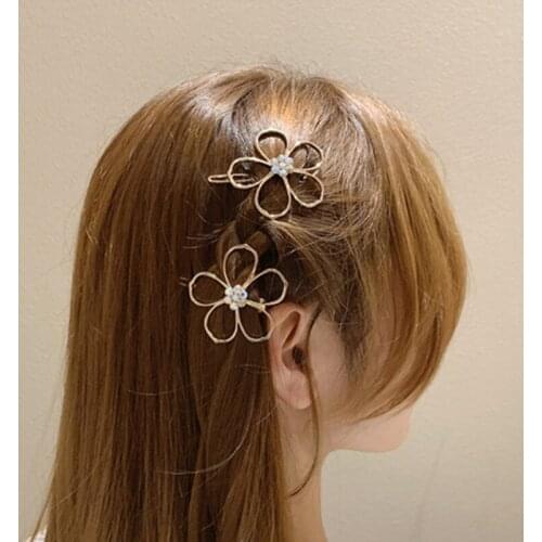 MWSONYA 2021 Fashion Korean Crystal Hollow Flowers Hairpin for Women Hair Clip Hair Accessory Jewelry Gift