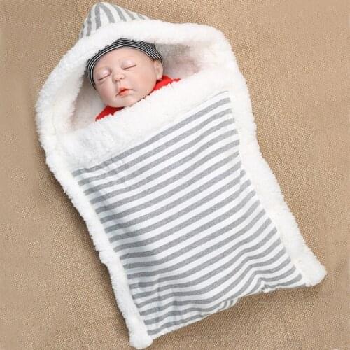 Newborn baby sleeping bag Lamb cashmere Boy Girl blanket Infant carpet winter slaapzak stroller pram sleeping bags