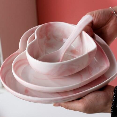 Nordic One Person Ceramic Tableware Love Shaped Bowl and Dish Set Tableware for Romantic Lovers