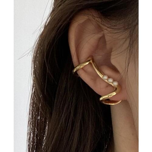 Fake Piercing Ear Cuff Abstract Tube Earcuff Korean Pearl Earrings for Women Girls Gold Cage Pattern Clip on Earrings Jewelry
