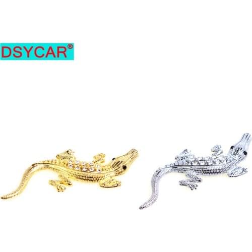DSYCAR 1Pcs 3D Metal Rhinestone Emblem Sticker Car SUV Body Exterior Cover Decals DIY Car-Styling 3D Stickers New