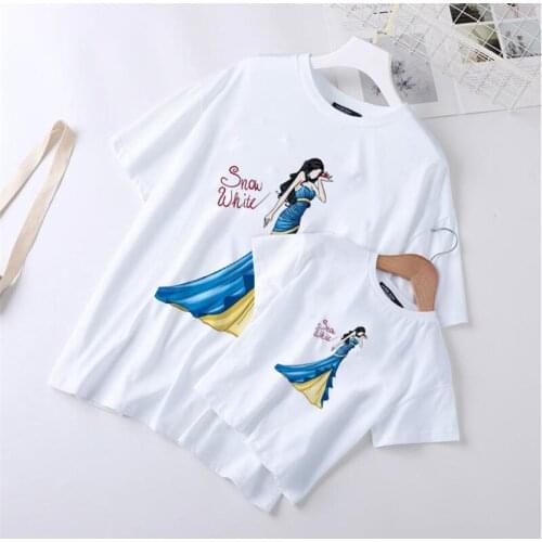 Sexy Snow White Printe Family Matching Clothes Summer Short Sleeve Mommy And Me Cartoon Cute Fashion Tshirts Dropship