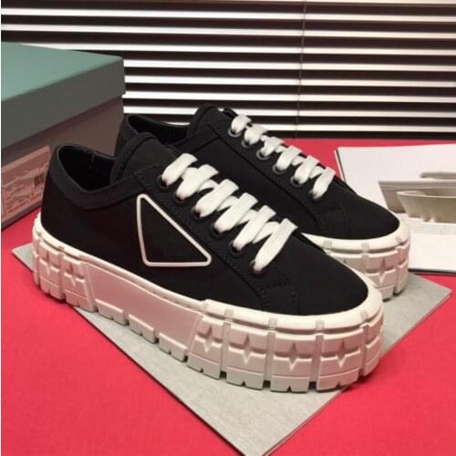 2021Newluxury and comfortable canvas shoes womens thick-soled increased breathablewhite shoes lovers casualsportsplatform shoes