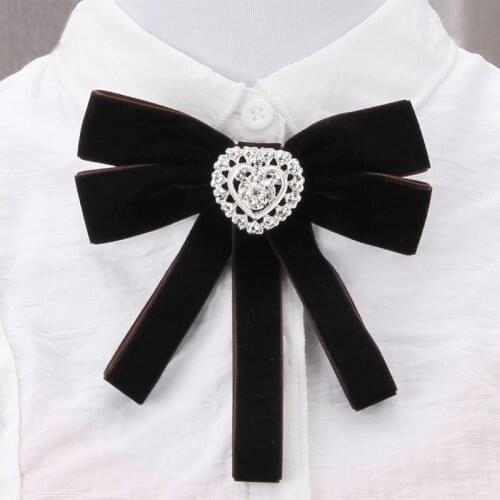 Women Dual-use Combination Velvet Ribbon Shiny Rhinestone Hollow out Silver color Heart Brooch Collar Lapel Pin Assembly Corsage