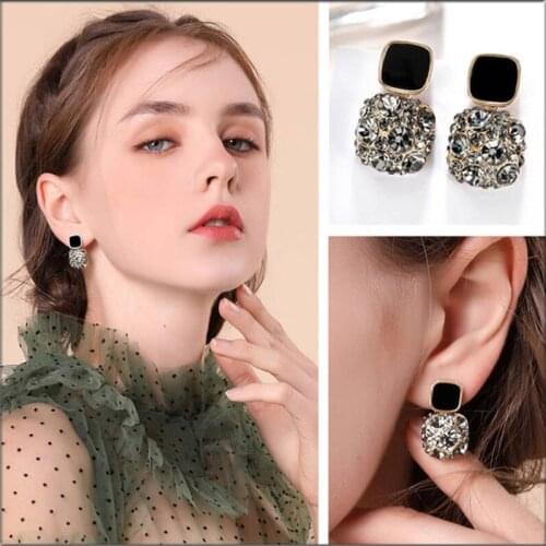 FULANTI Stud Earrings