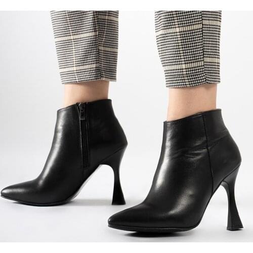 Callizio Womens Genuine Leather Rubber Ankle Black Combat Winter Boots for Woman 2021 Autumn Goth Lolita Designer Luxury Fashion Punk Shoes Sexy Female Chelsea No Lace Heel Cowboy Chunky Gothic Small Size 34 Stylish