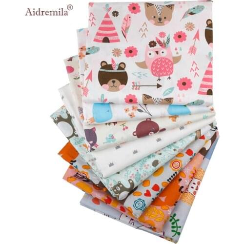 8pcs/Lot,Cartoon Animal Series,Printed Twill Cotton Fabric,Patchwork Cloth For DIY Sewing Quilting Baby&Childs Material,20x25cm