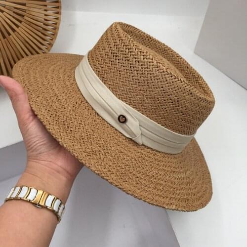 Spring, summer, new straw hat female beach resort sun sun hat ins fashion tide joker eaves Fedora straw hat