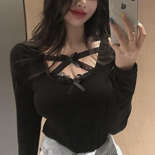 T-shirt Womens Autumn 2021 New Fashion Careful Machine Lace Cross Sexy Slim Bottoming Shirt Slimming Top