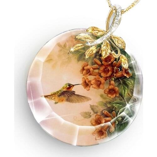Exquisite Hummingbird and Flower Pattern Round Crystal Pendant Ladies Necklace