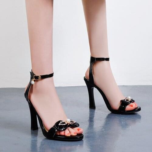 Fashion Buckle Luxury Shoes Women Designers Patent Leather High Heel Sandals for Party Wedding Platform Heel Plus Size