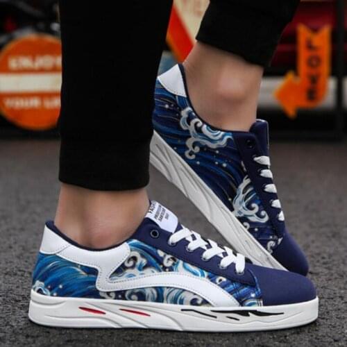 QWEDF 2019 New Canvas Shoes Men Sneakers Breathable light Low top Mens Casual Shoes Brand Fashion men Shoes Hot Sale DA-23