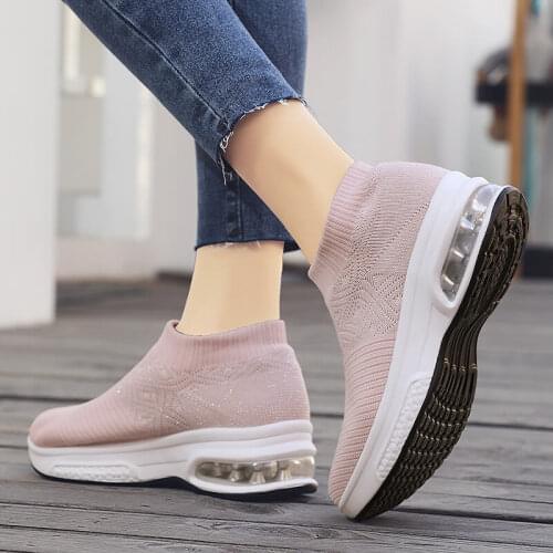 Air Cushioning Running Shoes Women Slip-On Chaussure Sport Femme Mesh Zapatillas Mujer Breathable Sneakers Women For Jogging