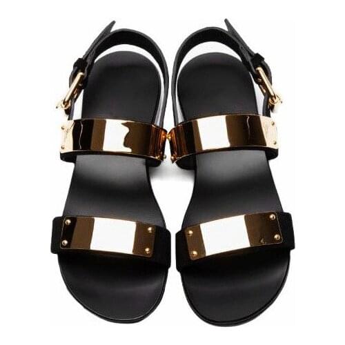 Summer Men New Fashion Round Toes Rivet Sandals Male England Style Beach Sandals Summer Flat Leather Sandals Free Shipping