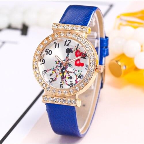2021 Latest girl Leather Quartz Watch Ladies Cartoon Pattern Personality Watch Women Exquisite Rhinestone Round Couple Watch