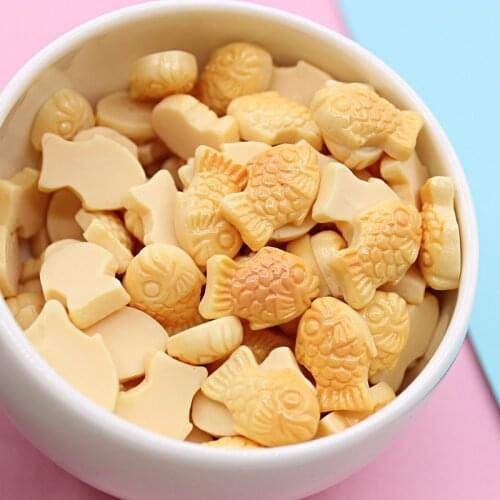 20Pcs Cute Resin Craft Fish Fingerling Biscuits Diy Kawaii Food Play Parts Decoration Flat Back Cabochon Embellishments