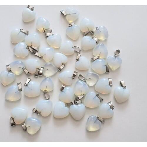 2019 Hot sale Wholesale 50pcs fashion natural opal stones heart charm pendant for jewelry making good quality 16mm
