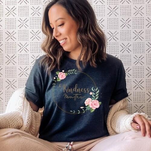Colored Kindness Matter T-shirt Vintage Boho Christian Be Kind Bible Top Tee Shirt Cute Women Graphic Religion Tshirt