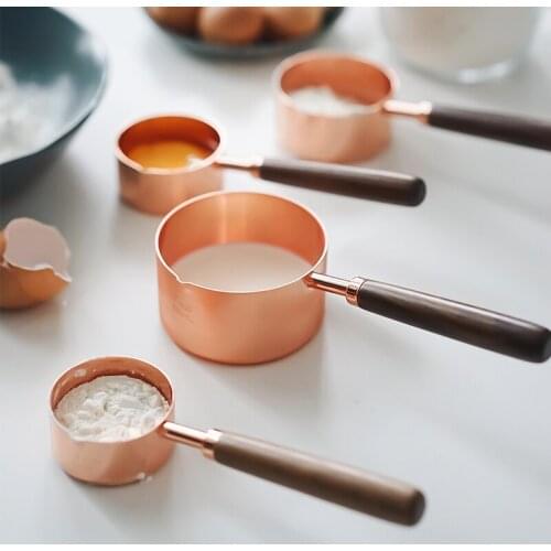 4Pcs/Set Rose Gold Stainless Steel Measuring Cups And Measuring Spoon Scoop Set Walnut Handle Kitchen Baking Tools