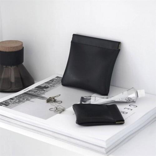 Mini Leather Squeeze Coin Purse Pouch Change Holder Gift for Men and Women Bag Gifts Small Zipper Pouch Fashion Accessories